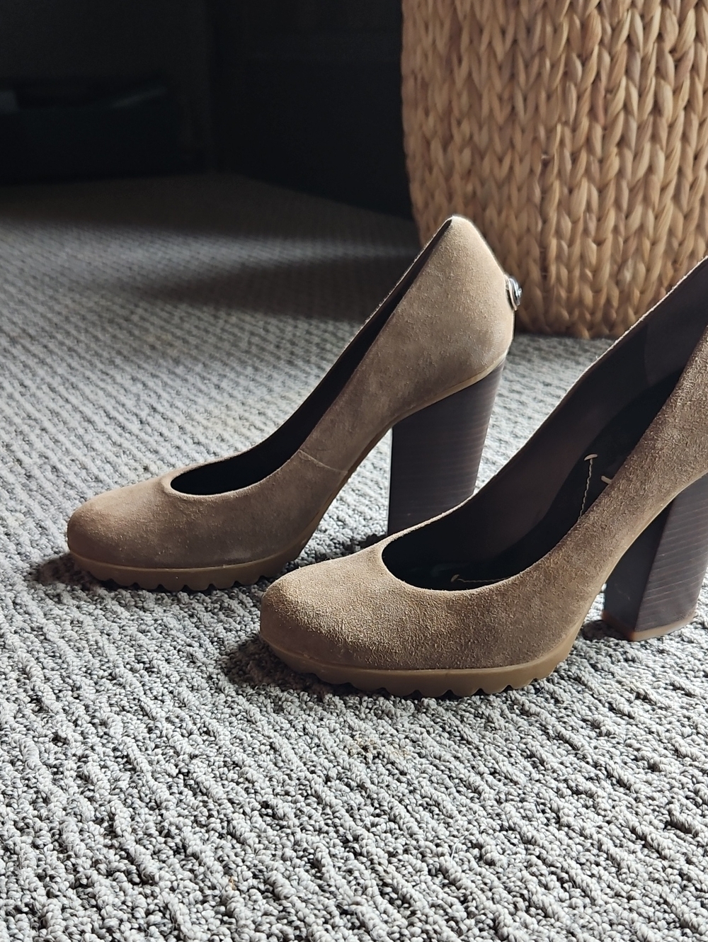 BCBGMaxAzria Taupe Suede Round-Toe Block Heel Pumps